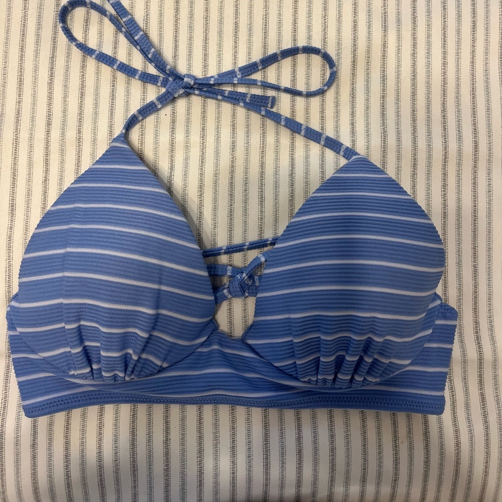 𝙏𝙖𝙧𝙜𝙚𝙩 𝘽𝙖𝙩𝙝𝙞𝙣𝙜 𝙎𝙪𝙞𝙩 𝙏𝙤𝙥